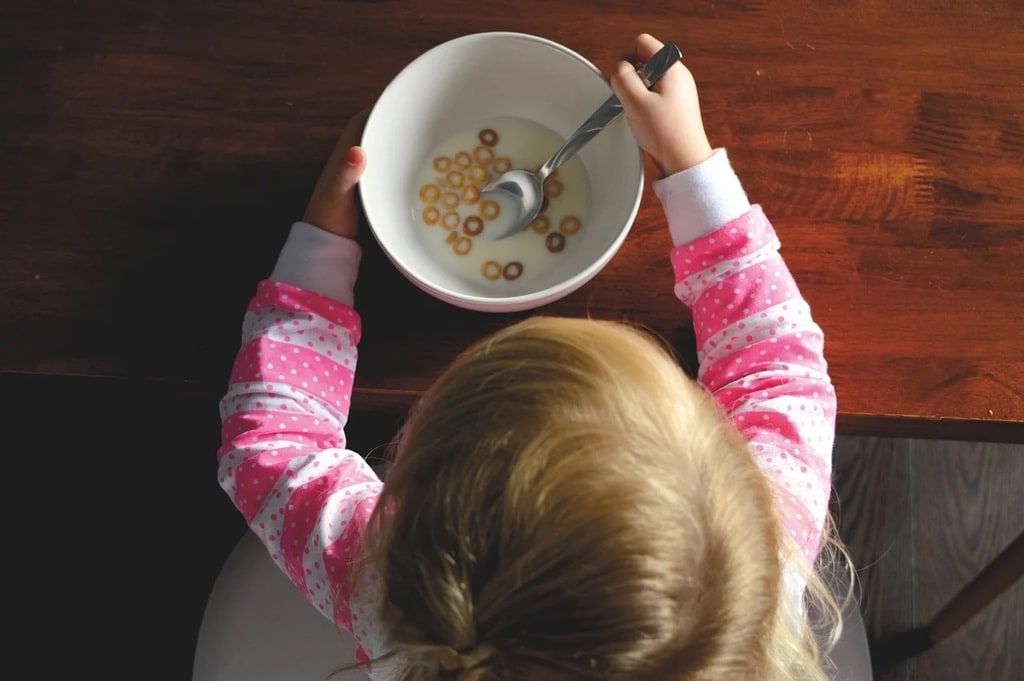 Grignoteuse bébé pour accompagner la diversification alimentaire
